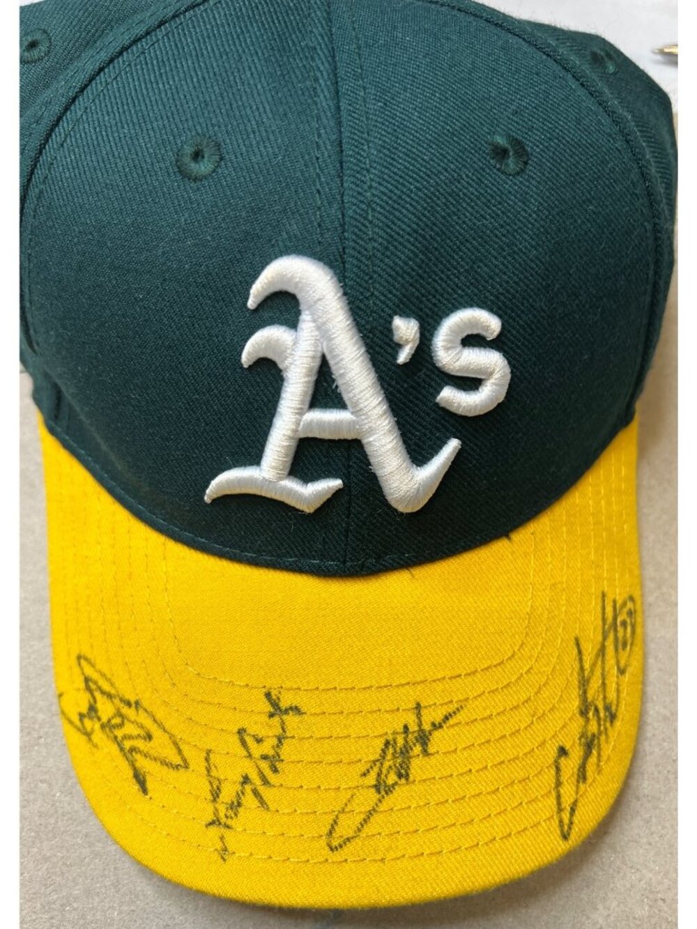 Oakland Athletics New Era Adjustable Velcro Hat Green & Yellow OSFM